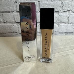 Anastasia Beverly Hills Luminous Foundation - 260N - 1.0 fl. oz. NIB