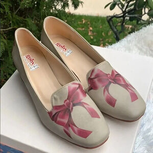 Goby Bow Print Loafer Pump