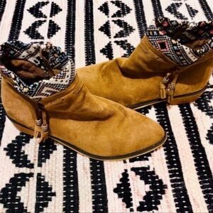 Mi. Im Boho Tassle Bootie.