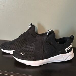 Puma Sneakers