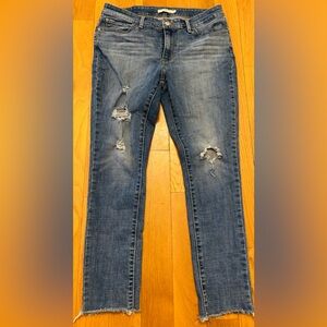 Levi’s 711 Skinny