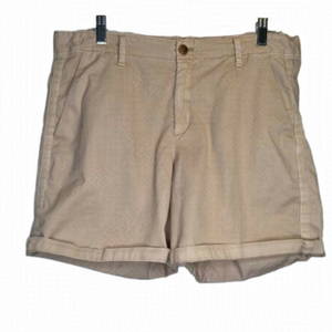 GAP girlfriend chino shorts. Size 12.