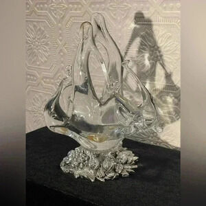 Murano  glass napkin holder Fine Italian glass Cristal glass and decorative base