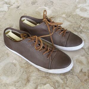 Frye Mindy Low Cut Grey Leather Sneakers