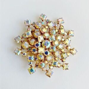 Vintage Juliana Rhinestone Snowflake Brooch​