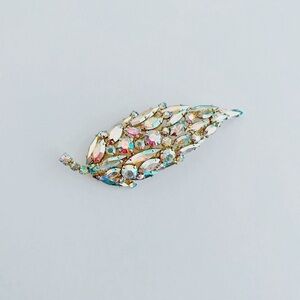 Vintage Unsigned Sherman AB Rhinestone Brooch