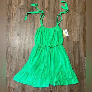 Kelly Green Summer Dress