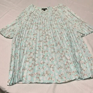 ALFANI women’s blouse, size XL, great condition.