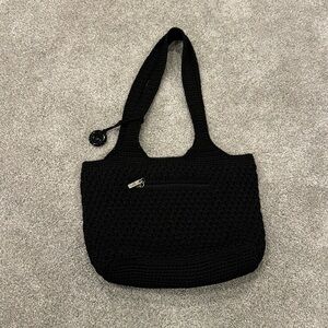 The Sak Crochet Black Purse Shoulder bag Snap Closure EUC