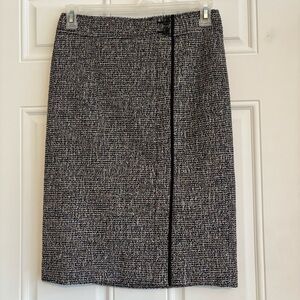 Ann Taylor Multi-Colored Tweed Pencil Skirt, Size 6