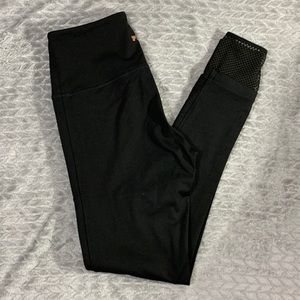 PINK Victoria’s Secret Black High Waisted Leggings Size S