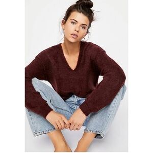 Free People Princess Cozy Knit Boxy V-Neck Relaxed Crop Sweater Burgundy XS