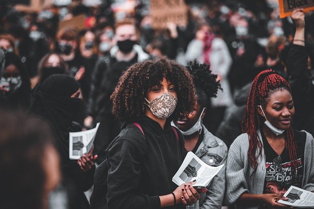 Até Datafolha revela: maioria dos brasileiros cansou da obrigação das máscaras