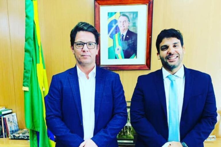 Governo Bolsonaro dá mais um duro golpe nos “viciados em Lei Rouanet”