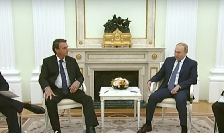 Bolsonaro e Putin se encontram na Rússia