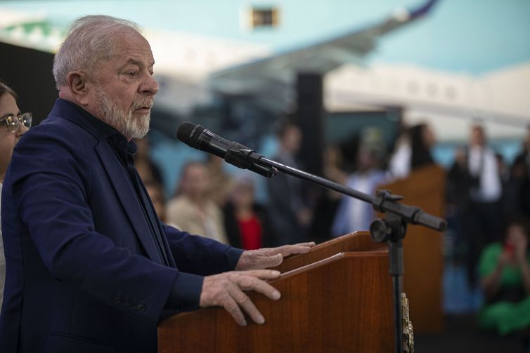 Governo Lula abre canal de denúncia contra empresas por ‘desigualdade salarial de gênero’