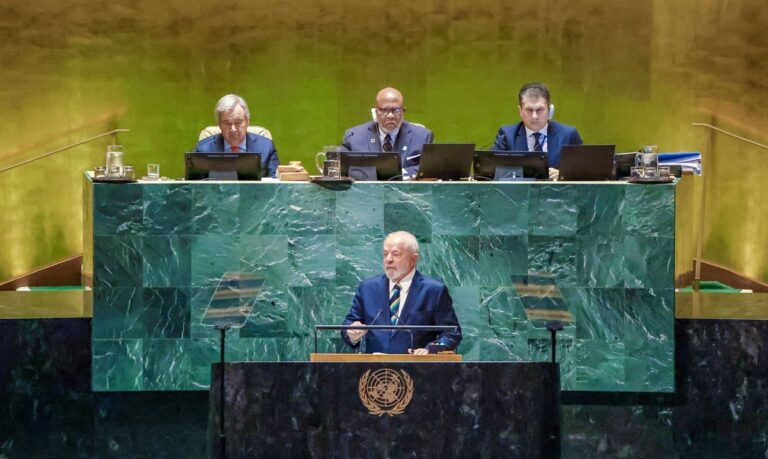 Zelensky não aplaude discurso de Lula na ONU