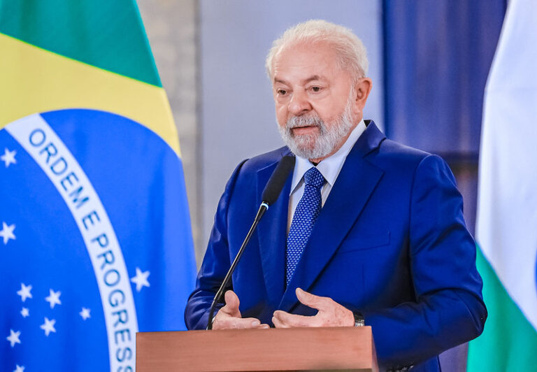 Lula sanciona com veto lei que tributa offshores e fundos exclusivos