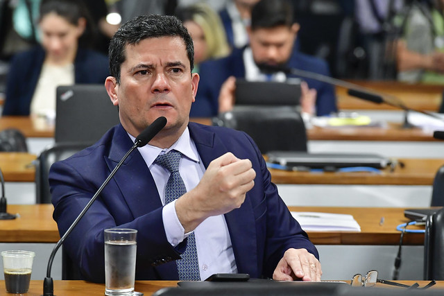 Relator vota contra cassação de Moro e diz que PT tenta tirá-lo da política