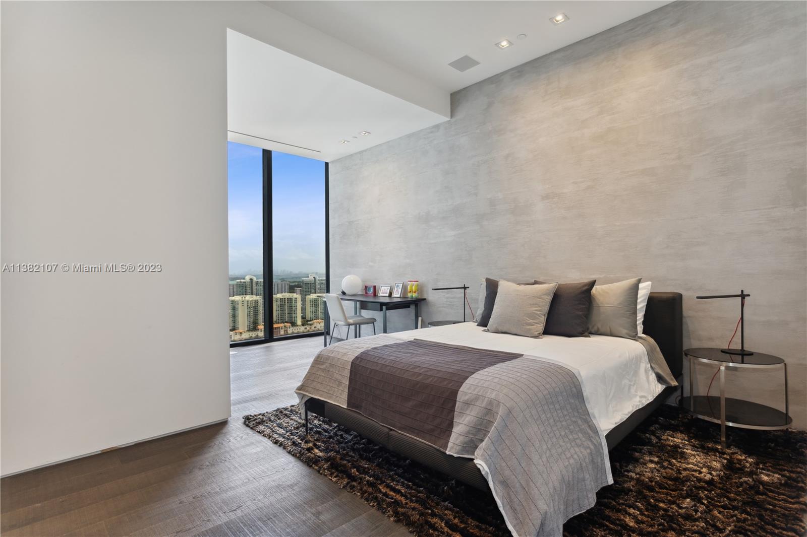 17141 Collins Ave Unit: 2801