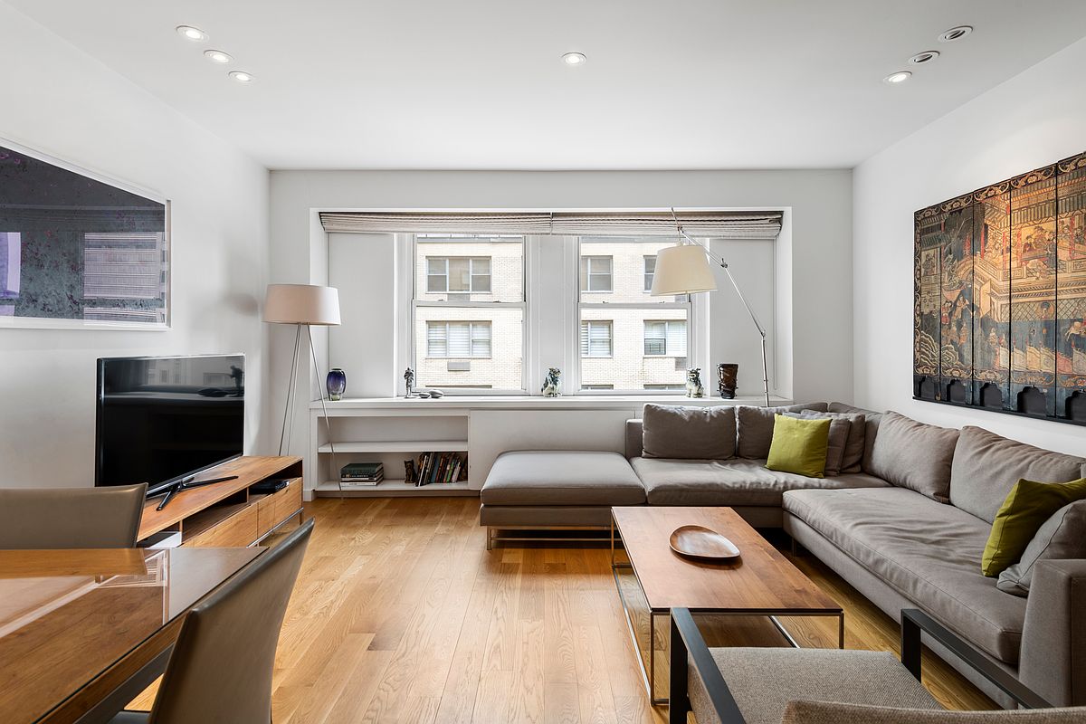 111 East 56th Street Unit: 1415