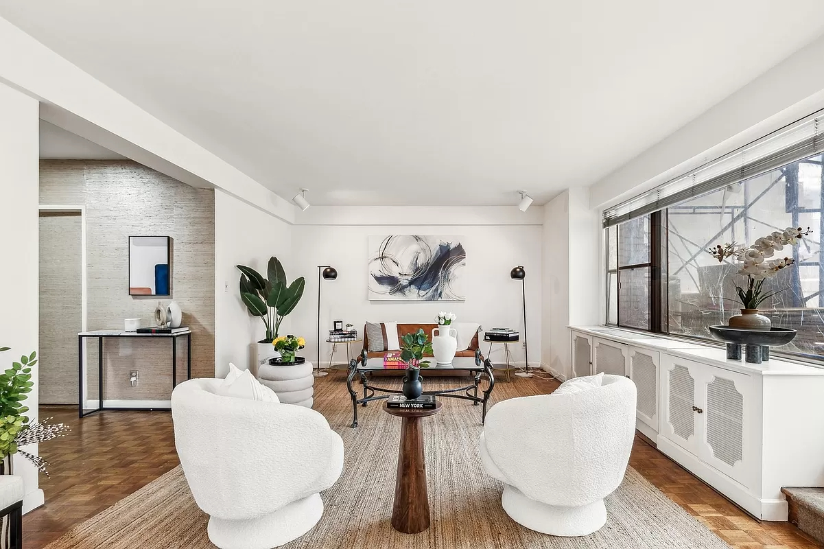 11 East 86th Street Unit: 18A