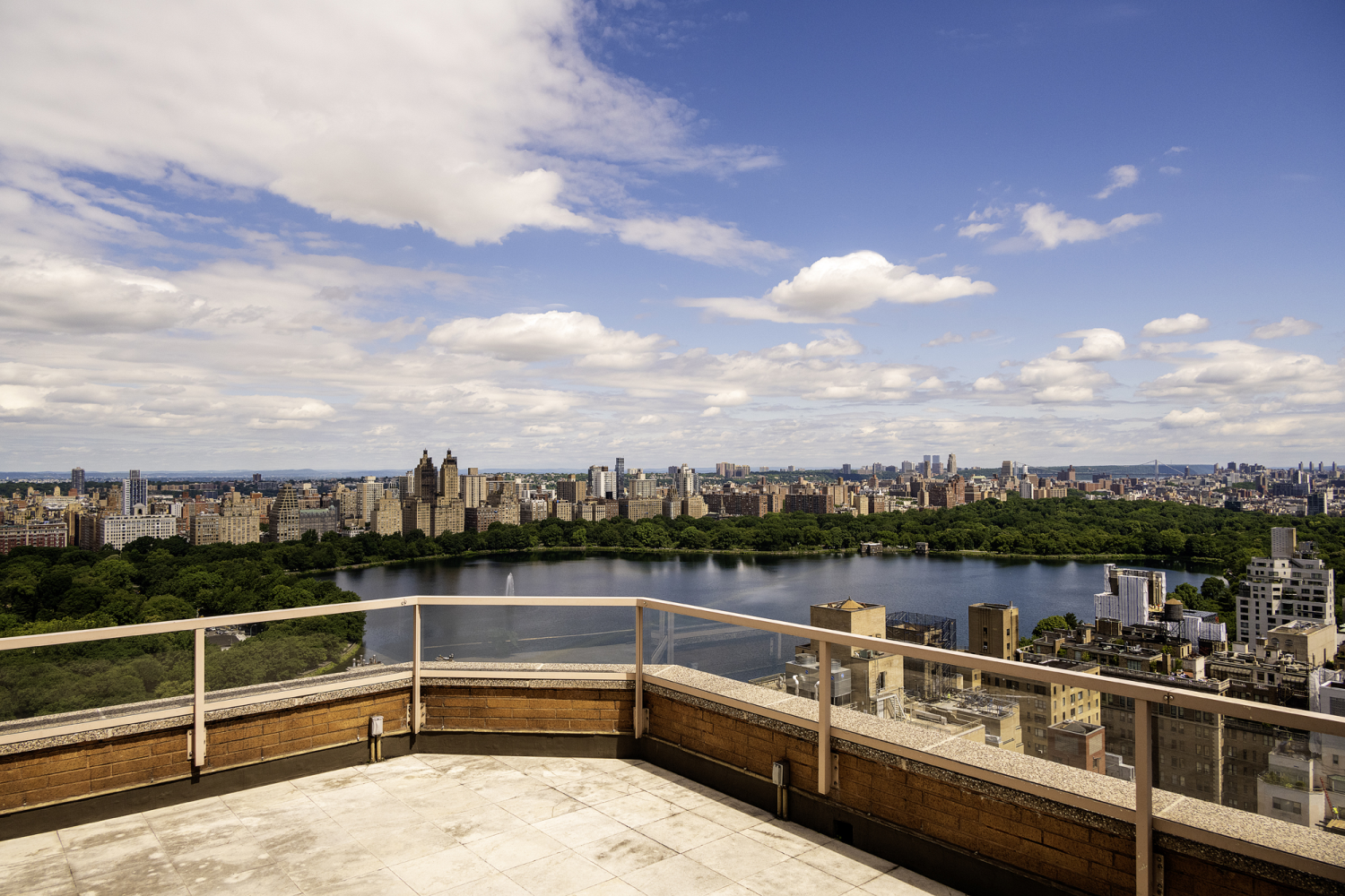 30 East 85th Street Unit: PENTHOUSE