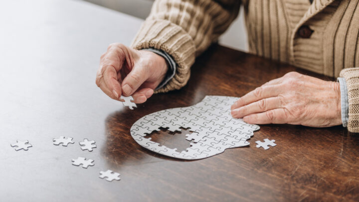 New research reveals that loneliness could accelerate memory loss in your later years. Source: Getty Images. 