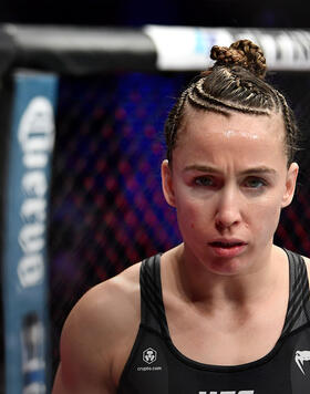 Vanessa Demopoulos prepares to fight Silvana Gomez Juarez of Argentina in their strawweight fight during the UFC 270 event at Honda Center on January 22, 2022 in Anaheim, California. (Photo by Chris Unger/Zuffa LLC)