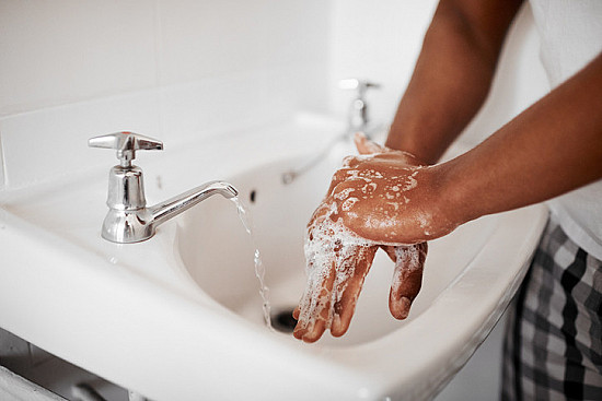 Scrubbing your hands dry? Soaps, moisturizers, and tips to help keep skin healthy featured image