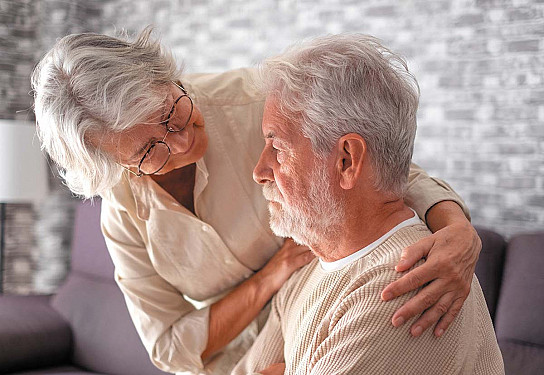 Tackling the top stressors for dementia caregivers featured image