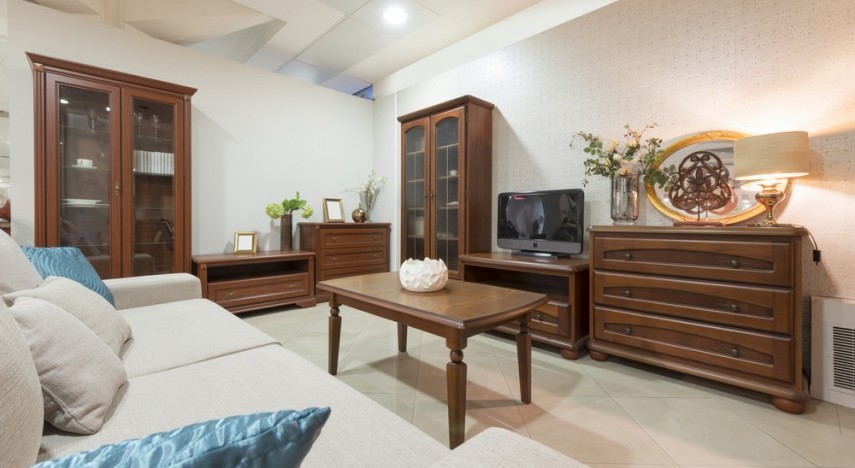 Types Of Wood Used For Making Furniture In India