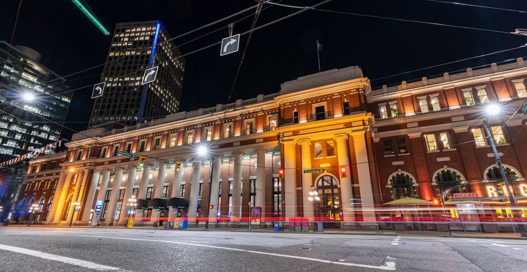 Waterfront Station in downtown Vancouver. (Shawn.ccf/Shutterstock)