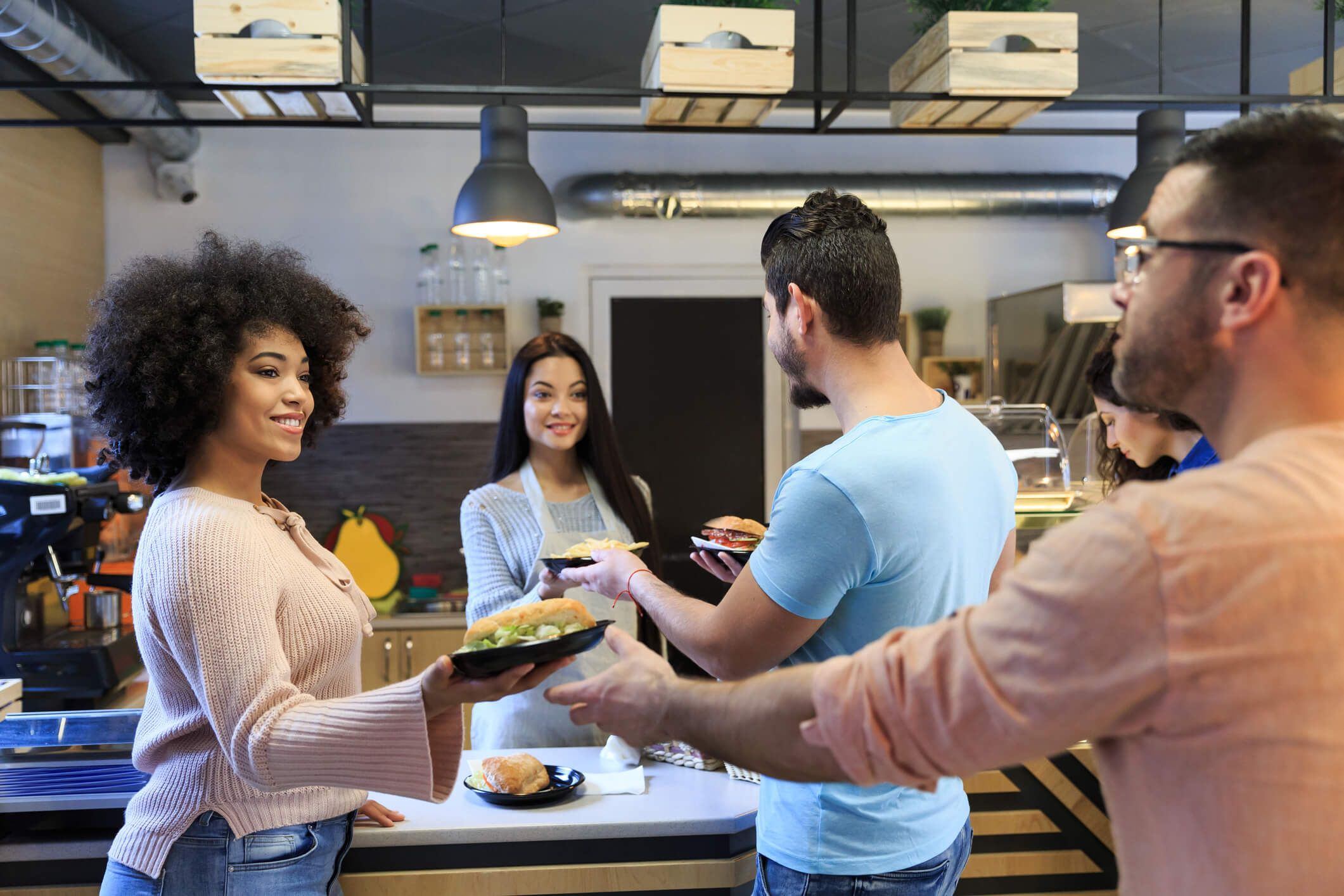 Saiba como escolher empresas de cliente oculto para fast food!