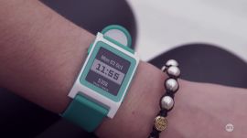 Reviewing the Pebble 2 watch | Ars Technica