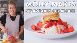 Molly Makes Strawberry Shortcake