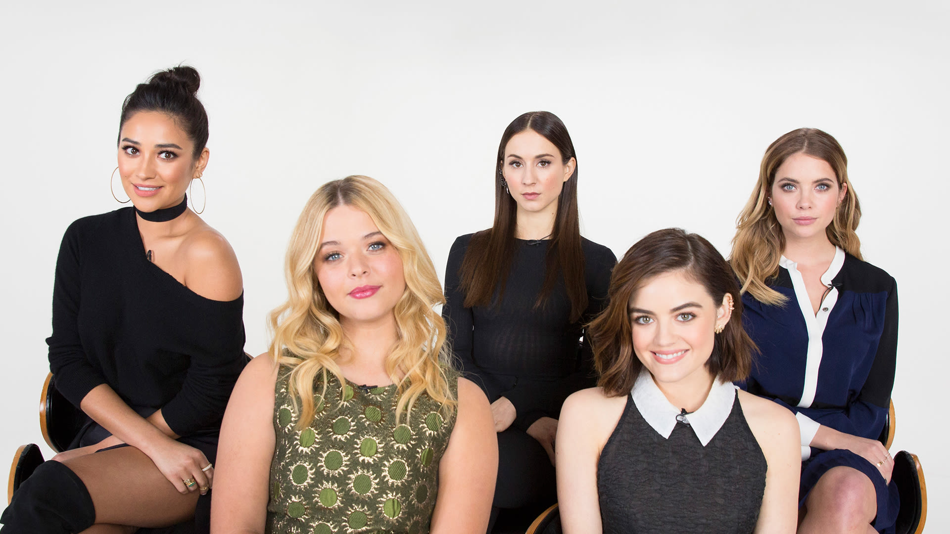 Watch The Cast Of Pretty Little Liars Take The Make Out Quiz Vanity Fair