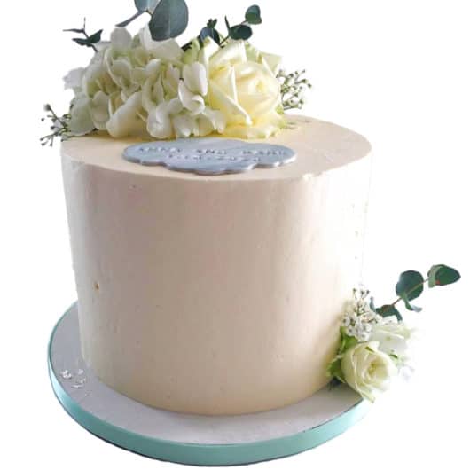 Simple small wedding cake for a small wedding