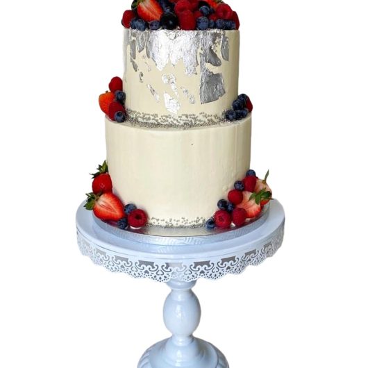 Elegant Wedding Cake with Berries
