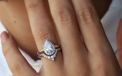 Wedding Bands That Fits Around Engagement Ring