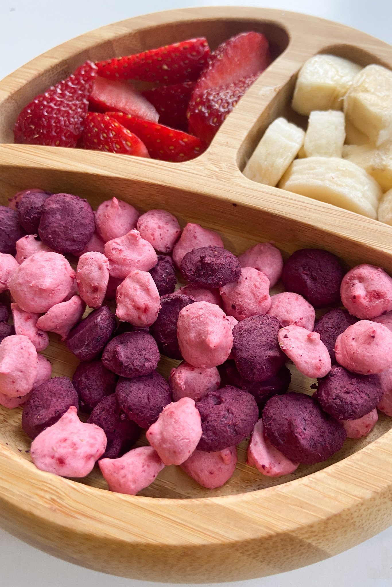 Berry flavored yogurt melts