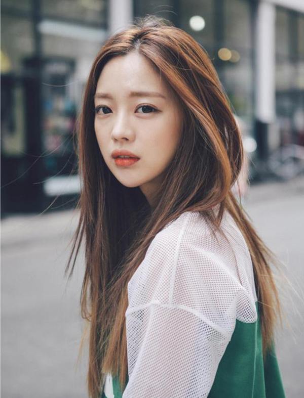 model rambut wanita korea highlight