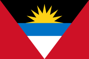 Die Flagge von Antigua und Barbuda zeigt einen roten Hintergrund mit einem Dreieck am Mast. Das Dreieck ist mit drei farbigen Bändern in den Farben Schwarz, Blau und Weiß abgegrenzt. In der oberen Ecke des Dreiecks befindet sich ein gelber Stern. Die Flagge symbolisiert die Einheit der Inselnation Antigua und Barbuda sowie deren maritime Geschichte und Zukunft.