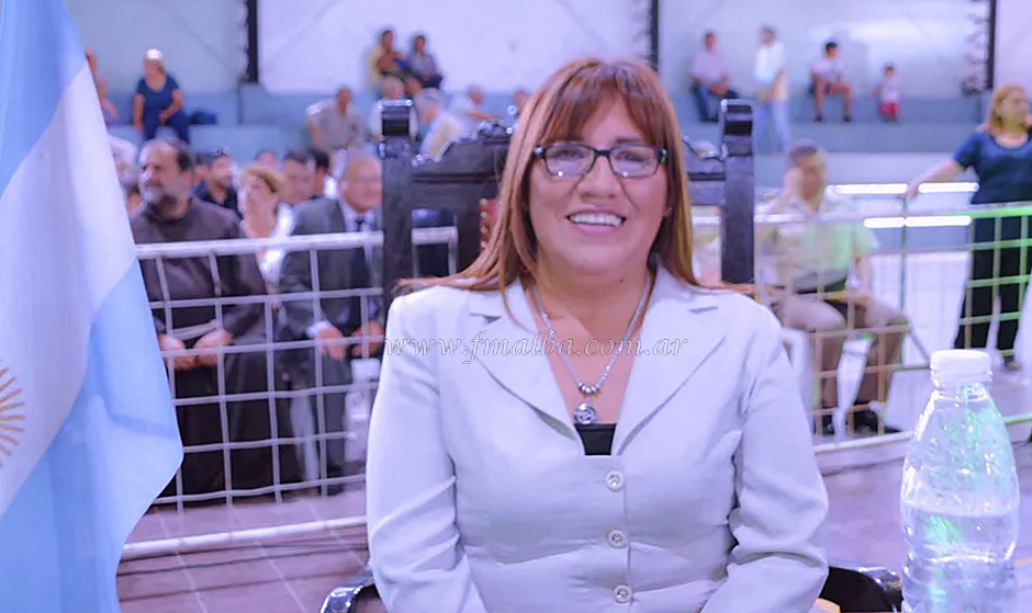 Acción Social: señalan a ex secretaria Elva Rodas por la quema de  documentación y expedientes – FM Alba 89.3 Mhz Tartagal, Salta