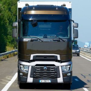 Gama Renault Trucks T laureatem nagrody Master Truck of the Year 2014_2_1