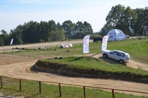 14. Dacia Duster na rajdzie 4x4 Family Adventure - foto Marcin Bartłomiejczyk
