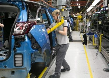 Grupa PSA zamyka fabryki w Wielkiej Brytanii z powodu brexitu