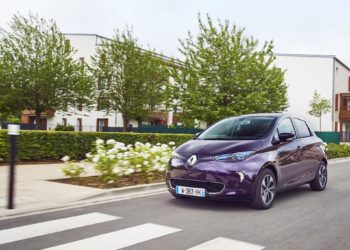 Promocja na Renault Zoe - darmowe ładowanie do 3000 zł