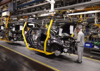 Jak Peugeot, Citroen i Opel pomagają w zmaganiach z koronawirusem?