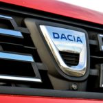 Dacia Duster 2022, logo marki,